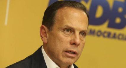 Eduardo Bolsonaro diz que Doria é “frouxo e insensível” por prolongar quarentena