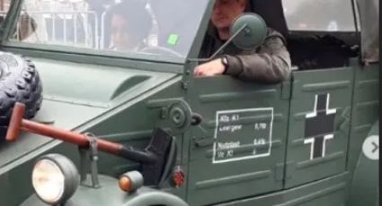 Exército condecorou policial que desfilou em veículo nazista no 7 de setembro