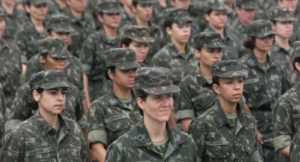 Forças Armadas liberam alistamento militar de mulheres pela primeira vez na história
