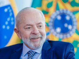 O plano inovador do governo Lula para acabar com o uso de lenha nas cozinhas das periferias