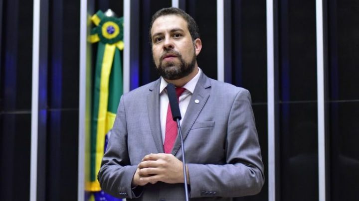 Nunes pode ter que publicar o currículo de Boulos nas redes sociais; entenda por que