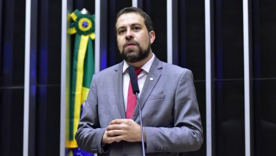 Nunes pode ter que publicar o currículo de Boulos nas redes sociais; entenda por que